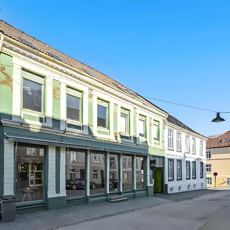 Modern And Chic - * Берген