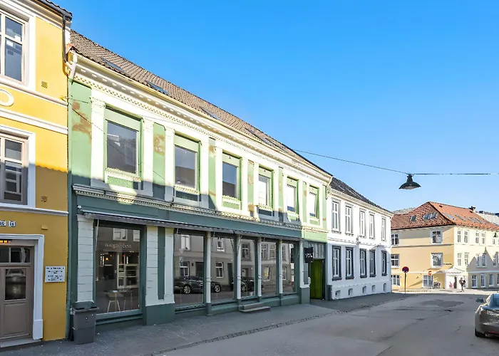 Modern And Chic - * Bergen