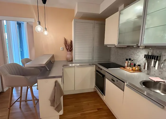 Modern And Chic - * Bergen